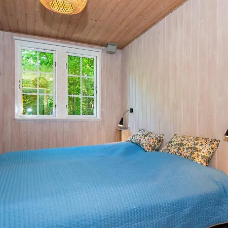 Hébergement de vacances 6 Person Holiday In *