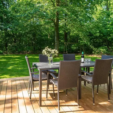 6 Person Holiday In Prázdninový dům *