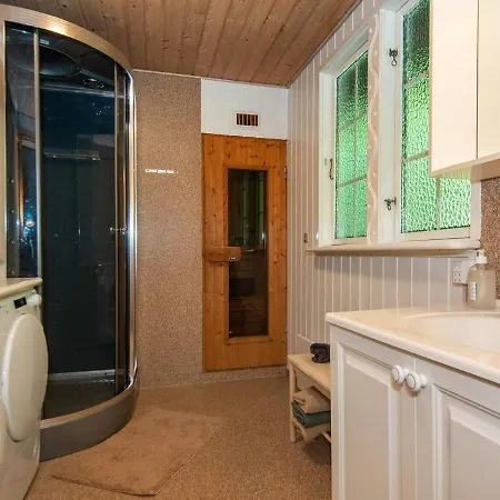 Hébergement de vacances 6 Person Holiday In *